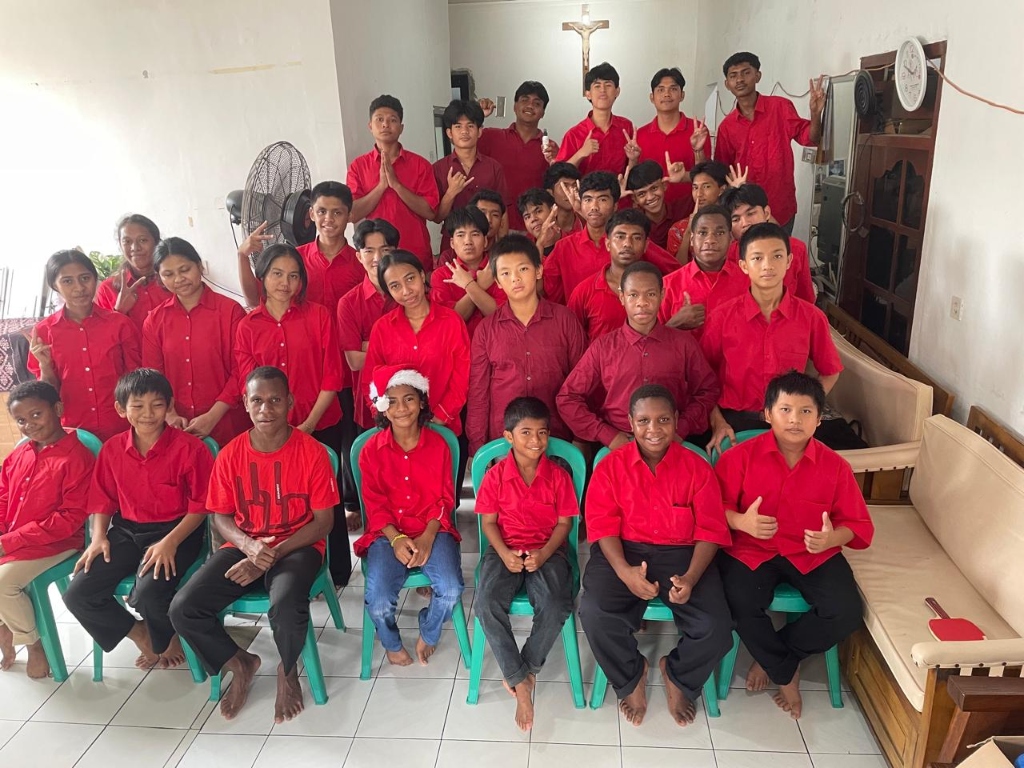 Anak-anak Panti Asuhan Santo Fransiskus Asisi
